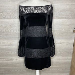 Black Velvet & Lace Dress by Laundry Size 4